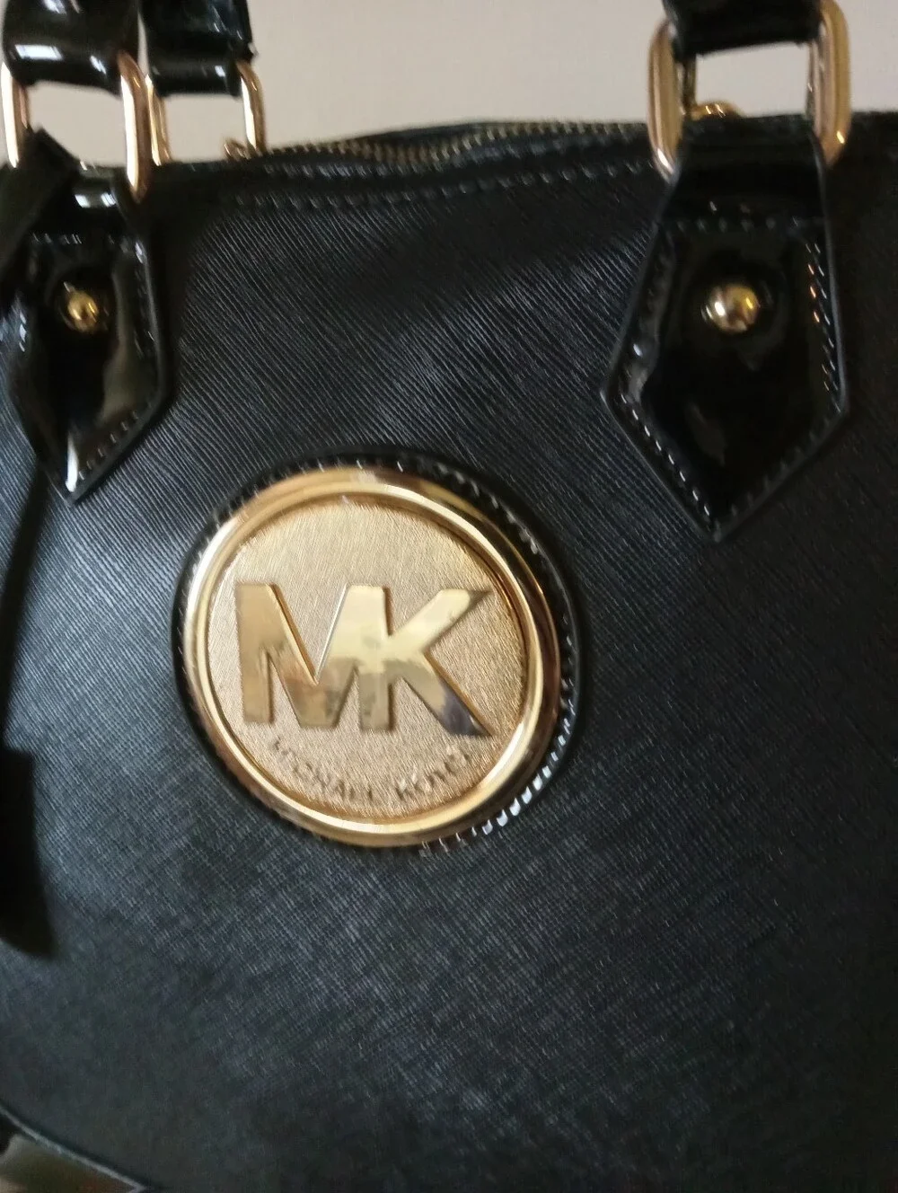 Michael Kors Black Leather/Patent Trim Dome Satchel with Gold Logo EUC